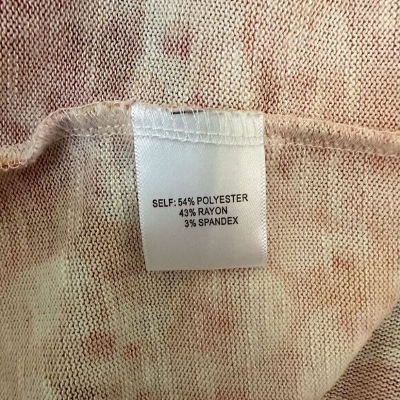 Rose + Olive Orange Floral Top, Size M, Back Buttons (Faux) - Picture 4 of 4